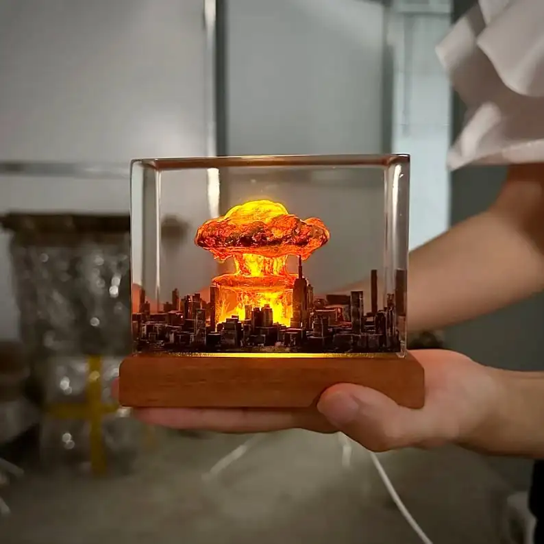 Atomic Bomb Diorama Lamp - Image 5